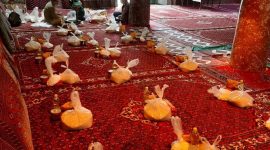 آماده سازی سومین مرحله کمک مؤمنانه بسیجیان پایگاه مقاومت بسیج شهید فهمیده آماده سازی سومین مرحله کمک مؤمنانه بسیجیان پایگاه مقاومت بسیج شهید فهمیده