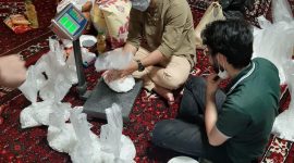 مرحله کمک مؤمنانه بسیجیان پایگاه مقاومت بسیج شهید فهمیده